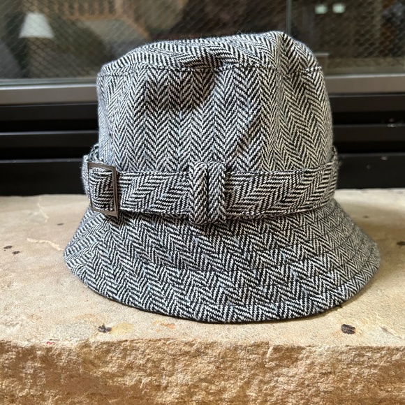 Wallaroo Tamworth Black and White Herringbone Bucket Hat Women's One Size - Picture 1 of 4